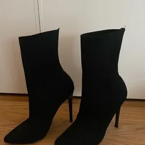 Discreet Label Boot Steve Madden | Shoes | Steve Madden Discreet Boot In Black | Poshmark